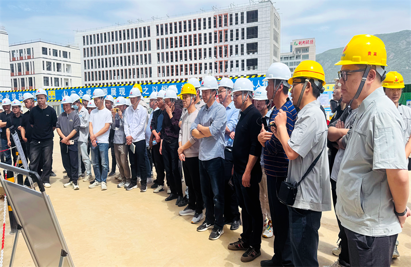 2025年4月17日，由莆田市涵江区住房和城乡建设局主办、PG国际三建承办的钢筋安装工程质量防控现场交流会在联东U谷·涵江海峡智造产业谷一期成功召开。